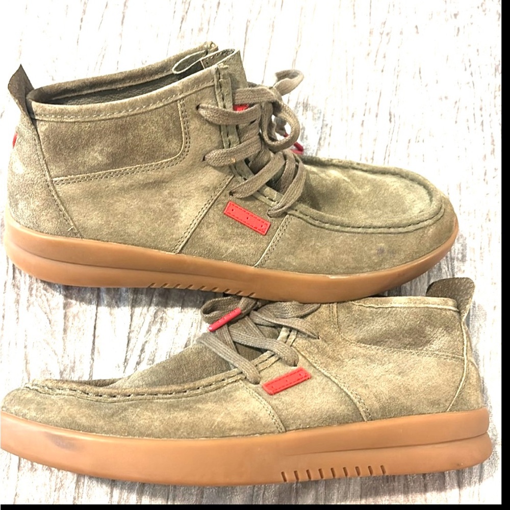 Savale’ Wallace Olive Suede Size 10.5 Men’s Chukka style Boots Retail $150